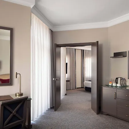 Hotel Grand Cevahir Convention Center