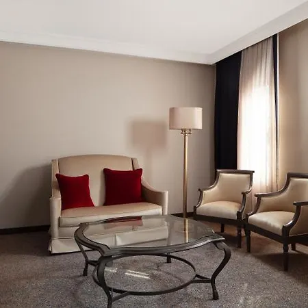 Grand Cevahir Convention Center מלון 5*