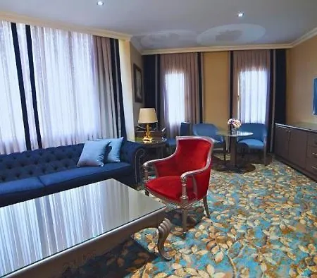מלון Grand Cevahir Convention Center