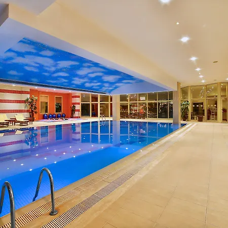Отель Grand Cevahir Convention Center