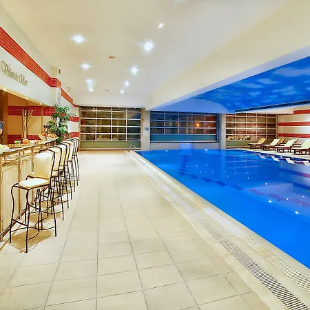 Grand Cevahir Convention Center Отель
