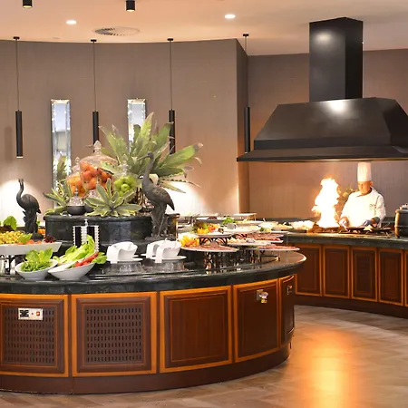 Grand Cevahir Convention Center Отель