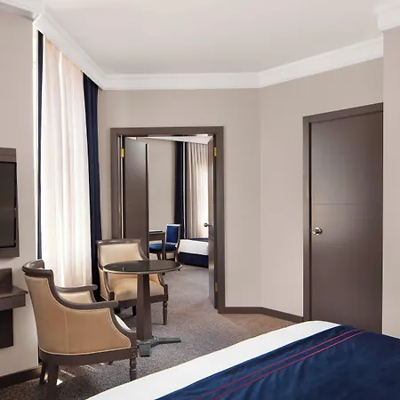 Отель Grand Cevahir Convention Center Стамбул