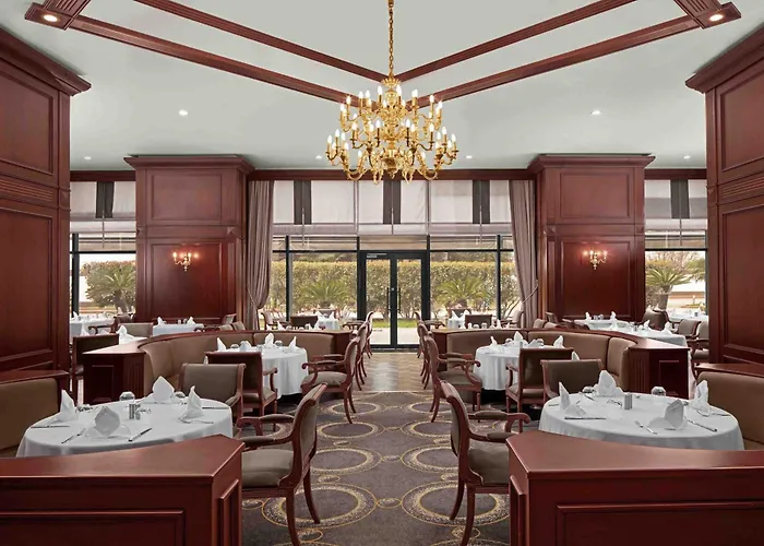 Grand Cevahir Convention Center 5*