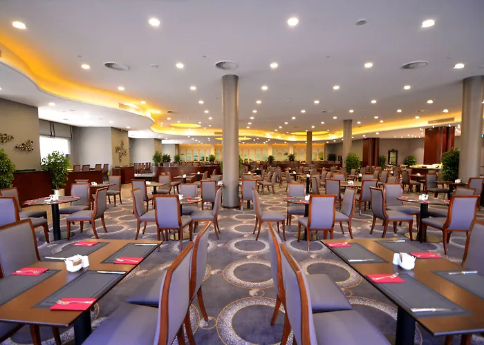 Grand Cevahir Convention Center 5*