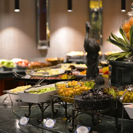 Grand Cevahir Convention Center Otel 5*